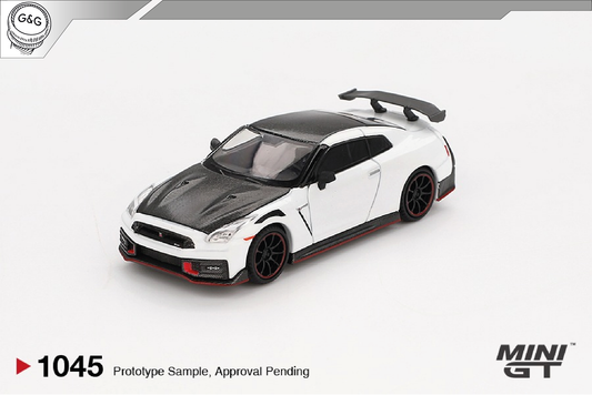 MINI GT 1045 - 2024 NISSAN GTR (35) NISMO