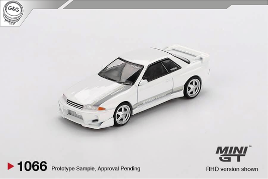 MINI GT 1066 - NISSAN SKYLINE GTR R32 VEILSIDE COMBAT C-I