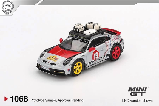 MINI GT 1068 - PORSCHE 911 DAKAR "MR DAKAR"