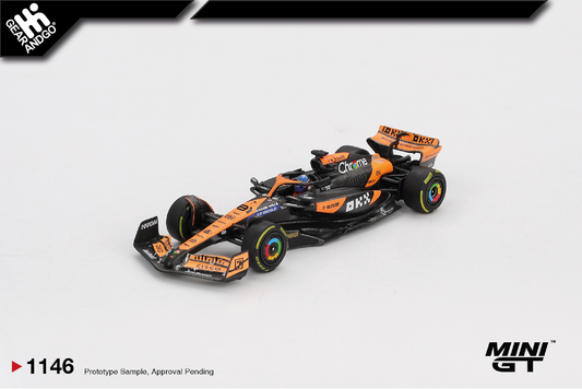 MINI GT 1146 - 2024 MCLAREN MCL38 #81 OSCAR PIASTRI HUNGARIAN F1 GP