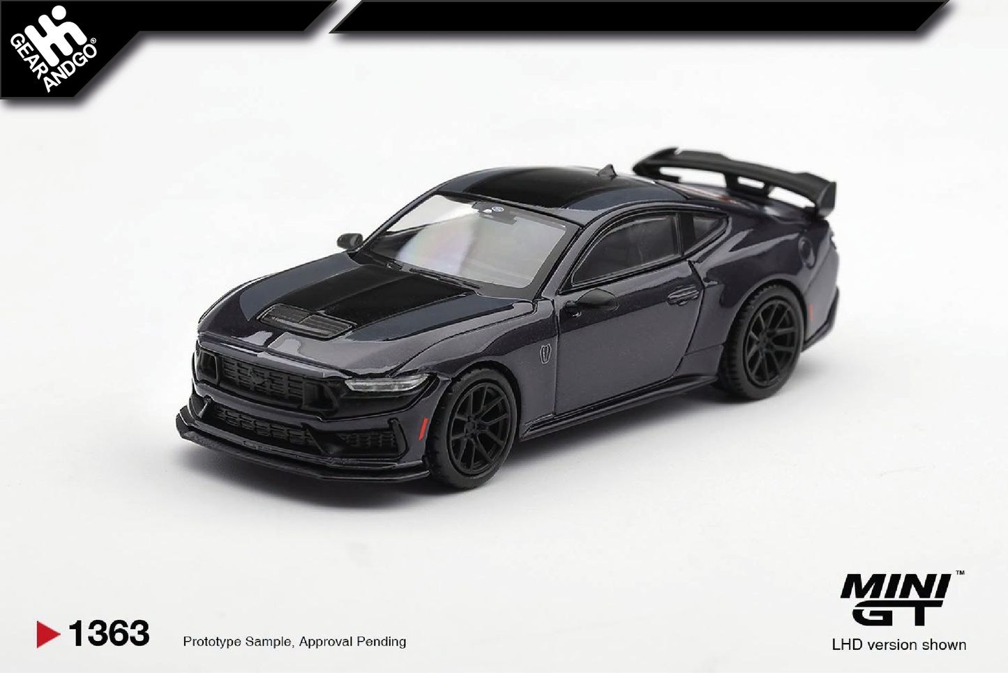 MINI GT 1363 - FORD MUSTANG DARK HORSE