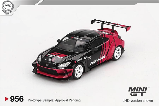 MINI GT 956 - 2022 TOYOTA GR86 HKS TYPE R -ADVAN TOKYO AUTO SALON*