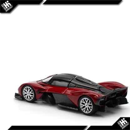 Pop Race Aston Martin Valkyrie 1:64